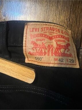 NWT Levi's 550 Men's Black 42x29 Relaxed Fit Jeans
